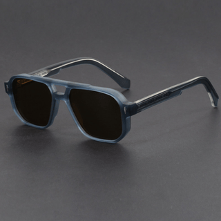 Full-frame sunglasses with UV400 lenses and refined accents | Helix
