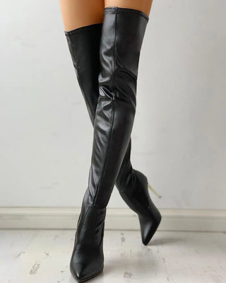 Knee-High Winter Boots with Structured Fit and Timeless Silhouette | Maddalena