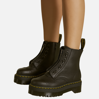 Heeled Ankle Boots – Contemporary Elevated Silhouette | Veyron