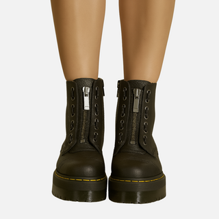 Heeled Ankle Boots – Contemporary Elevated Silhouette | Veyron