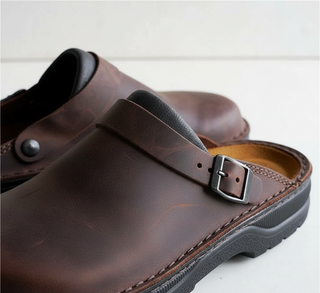 Assuli Classic Slip-On Clogs