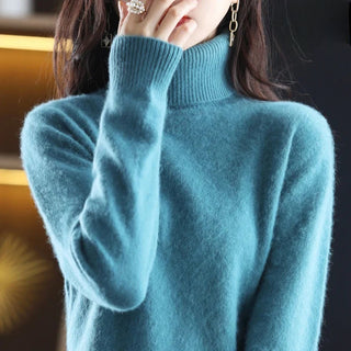 Refined Turtleneck Sweater with Classic Fit and Timeless Design | Elvira