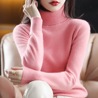 Refined Turtleneck Sweater with Classic Fit and Timeless Design | Elvira