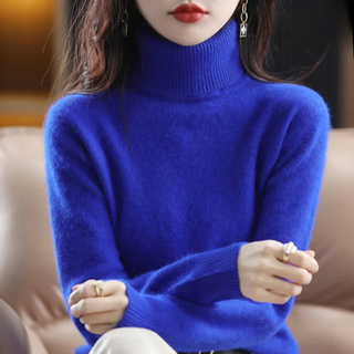 Refined Turtleneck Sweater with Classic Fit and Timeless Design | Elvira